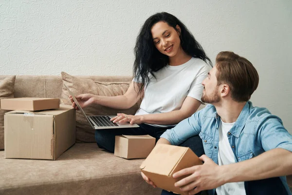 Smiling Pleased Lady Her Life Partner Purchasing Goods Online Store — Stock Photo, Image