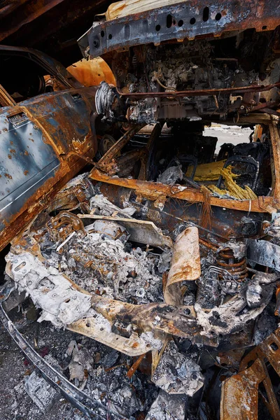 Metalen Resten Van Voertuigen Bucha Vernietigd Door Raketexplosie Tijdens Russische — Stockfoto