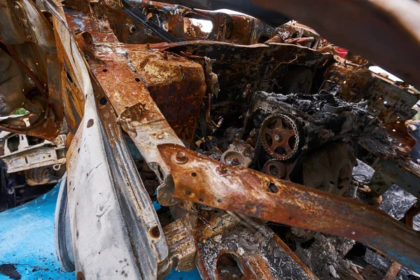 Verkoolde Gesloopte Resten Van Voertuigen Nadat Waren Geëxplodeerd Door Russische — Stockfoto