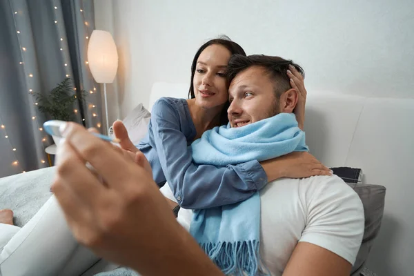 Guy Slight Malaise Bed Company His Girlfriend Young Woman Gently — Fotografia de Stock