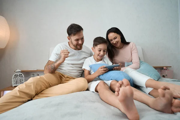 Joyful Dad Mom Child Spend Time Together Looking Wonderful Family — Stock Fotó