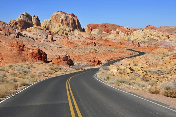 Paysage rocheux rouge, sud-ouest des États-Unis — Photo