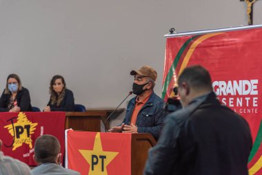 Santa Maria SC Brezilya. 10/08/2021. İşçi Partisi 'nin siyasi bağlantısının bölgesel etkinliği. Kadınların güçlenmesi. Brezilya 'da 2022 seçim ön gösterimi. Demokrasi kuralları. Parti üyeliği.