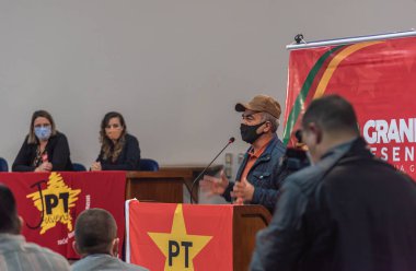 Santa Maria SC Brezilya. 10/08/2021. İşçi Partisi 'nin siyasi bağlantısının bölgesel etkinliği. Kadınların güçlenmesi. Brezilya 'da 2022 seçim ön gösterimi. Demokrasi kuralları. Parti üyeliği.