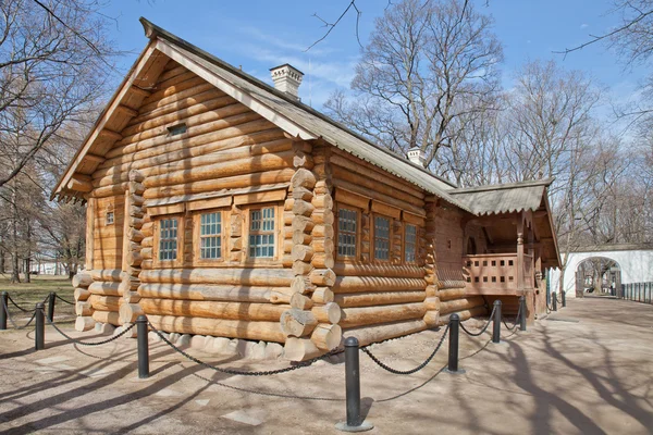 Het museum-reserve-kolomenskoye. de cabine van peter de grote — Stockfoto