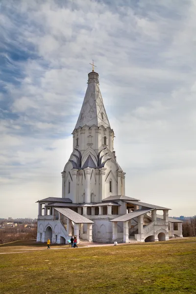 Das Museum-Reservat kolomenskoje. die Kirche der Himmelfahrt — Stockfoto