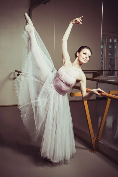 Ballerina with the reflection — Stock Photo, Image