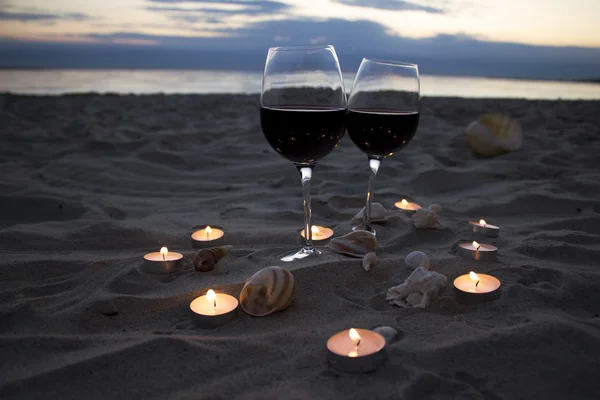 Romantikus este pohár bor — Stock Fotó