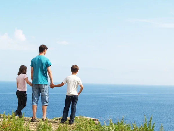 Pai com dois filhos — Fotografia de Stock #43898289