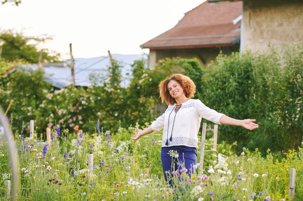 Outdoor Portrait Beautiful Year Old Woman Enjoying Nice Day Flower — Stock Photo, Image