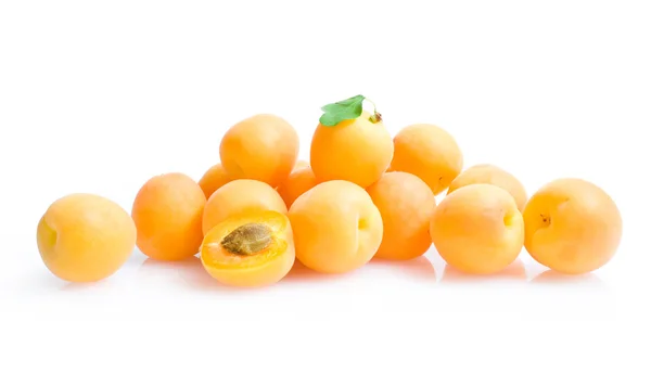 Apricots on white — Stock Photo, Image