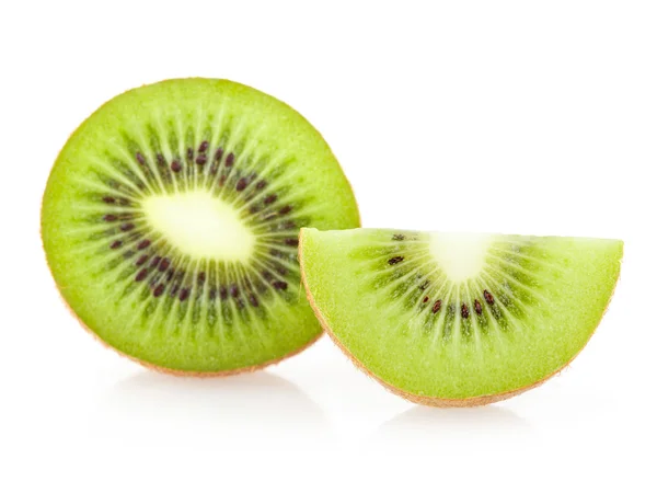 Kiwi на белом — стоковое фото