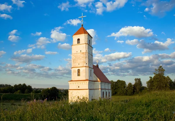 Antigua iglesia ortodoxa en Bielorrusia —  Fotos de Stock