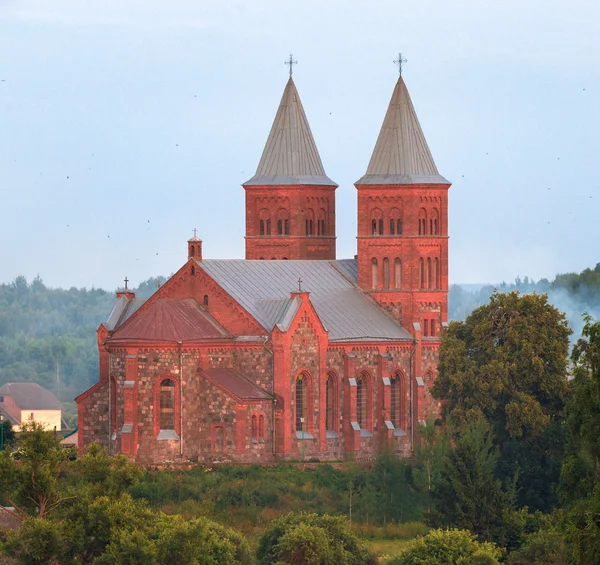 Antiga igreja católica na Bielorrússia — Fotografia de Stock