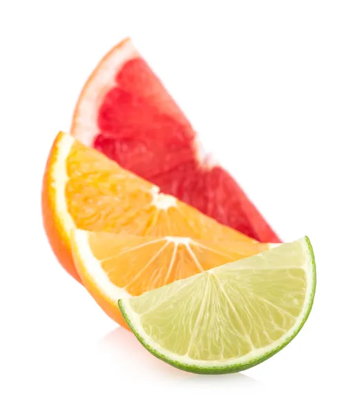 Kleurrijke citrus segmenten — Stockfoto