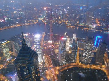 Shanghai, Çin - 29 Kasım 2013: şehir manzarası, gece manzarası