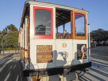 San Francisco 'da kablolu araba.