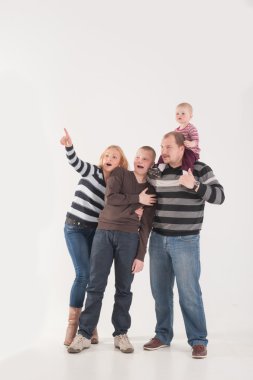 İki çocuklu aile