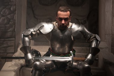knight portresi