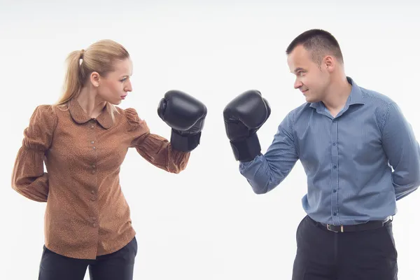 Medarbetare i boxning handskar — Stockfoto