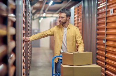 Deneyimli sipariş seçici müşteriler için sıralı ögeler seçer