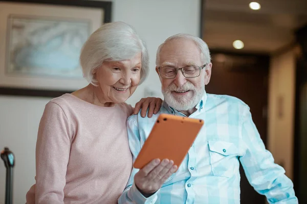 Excitement Senior Man Woman Watching Something Online Looking Excited — Foto de Stock