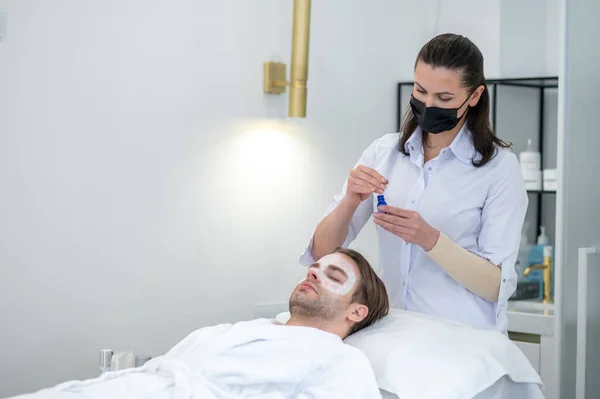 Beauty Salon Young Man Spending Time Beauty Salon — Foto Stock