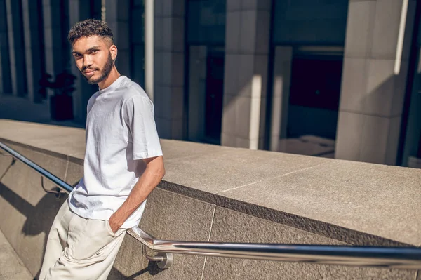 Man Street Dark Skinned Young Guy Standing Living Area — Fotografia de Stock