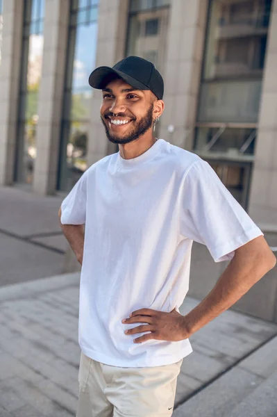 Urban Man Handsome Young Man White Tshirt City Center — Stock fotografie