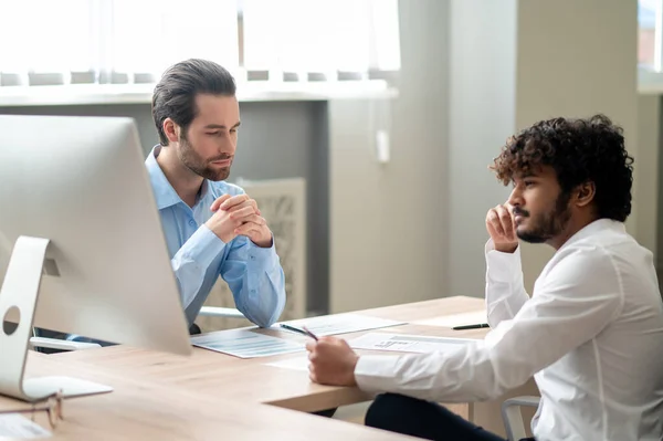 Discussion Two Young Businessmen Discussing Something Office — 스톡 사진