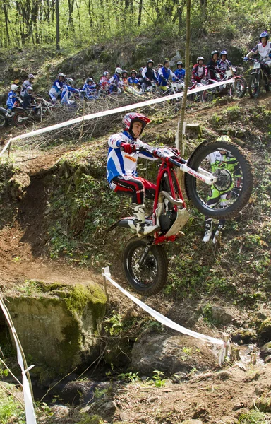 Salto in motocross — Foto Stock