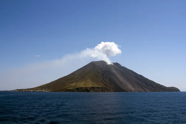 Stromboli ö — Stockfoto