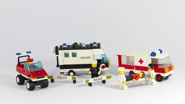 Ambulância de brinquedo, polícia e bombeiros — Fotografia de Stock