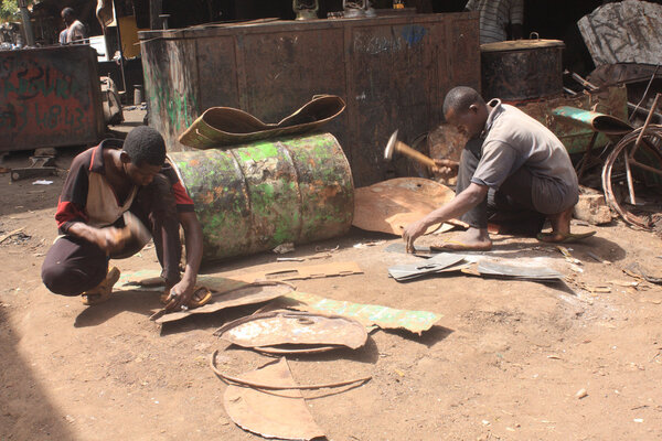 workers in mali