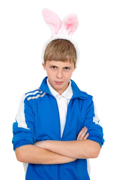 Menino com orelhas de coelho faz rostos — Fotografia de Stock