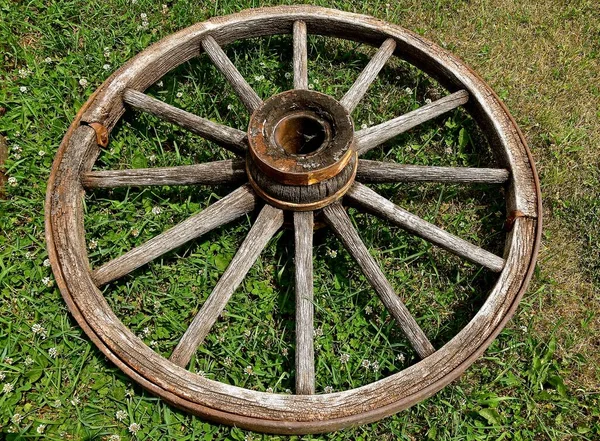 Wheel Old Wooden Wagon Stagecoach — 图库照片