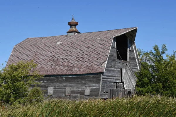 Une Très Vieille Grange Pourrit Est Dans État Délabrement Qui — Photo