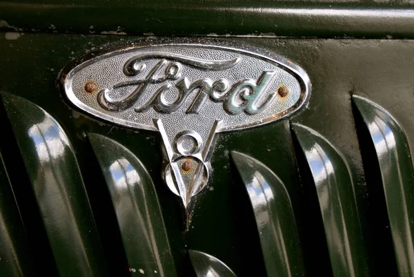 Rollag Minnesota Septembre 2021 Logo Vieux Véhicule Ford Est Affiché — Photo