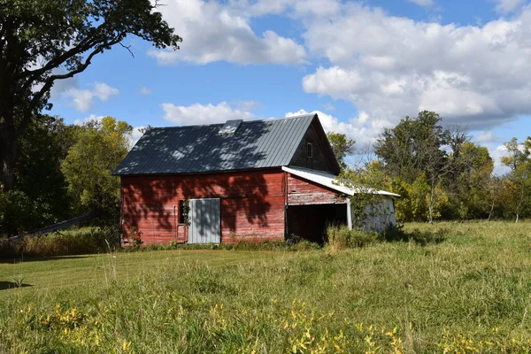 Old Farm Granary Tractor Shed Has Been Updated New Steel — Stock Photo, Image