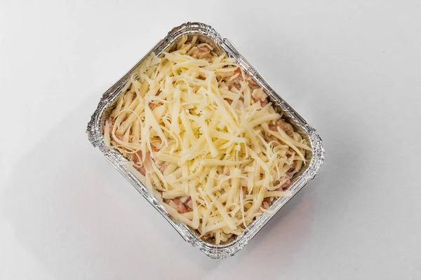 Uncooked Lasagna Covered Cheese Foil Box — Stockfoto
