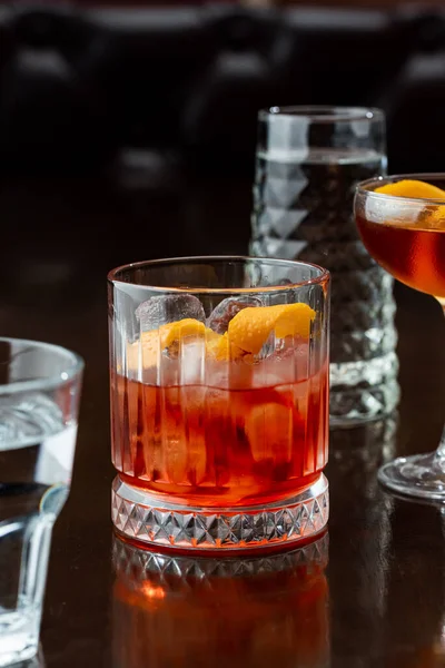 알코올음료와 오렌지 — 스톡 사진