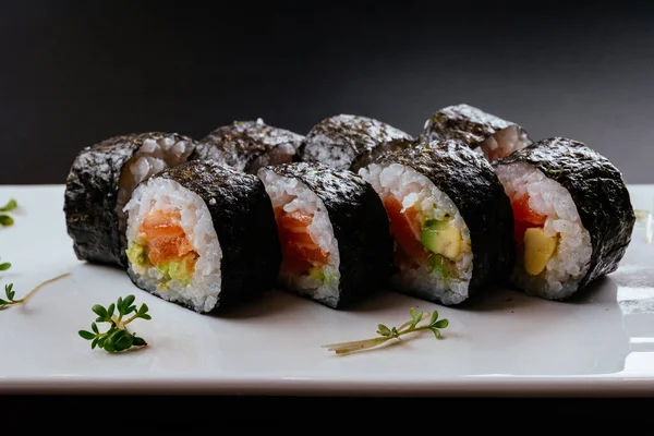 Sushi Svart Bakgrund — Stockfoto