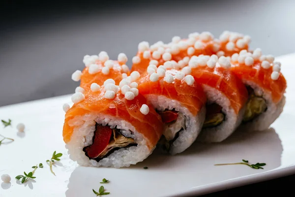 Roll Sushi Łososiem Serem — Zdjęcie stockowe