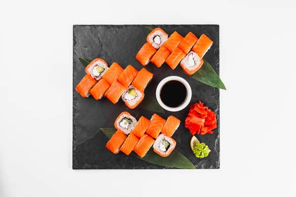 Sushi Auf Weißem Hintergrund — Stockfoto