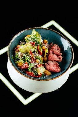 Lezzetli Asya yemeklerinin yakın görüntüsü