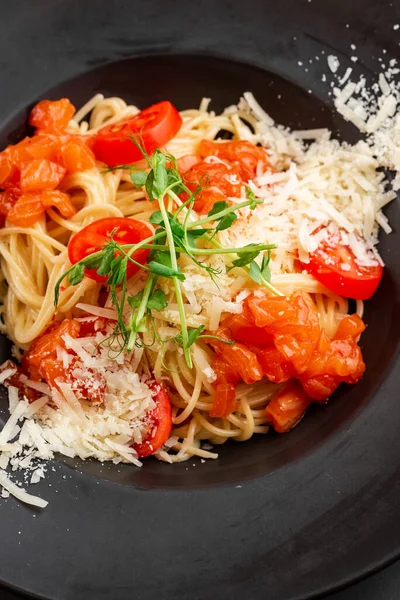 Спагетті Томатним Соусом Помідорами — стокове фото