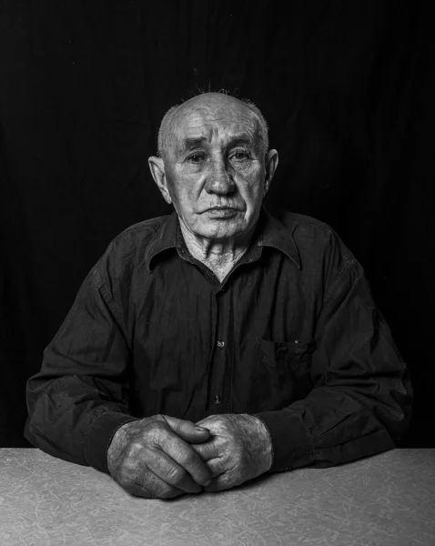 Old man portrait — Stock Photo, Image