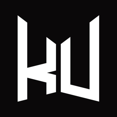 Siyah arkaplanda izole edilmiş ayna kalkan şekilli KU logo monogram tasarım şablonu