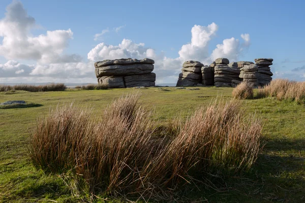 Coombestone tor — Stockfoto