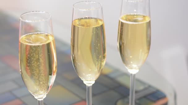 Sparkling three glass of champagne wine no people — Video